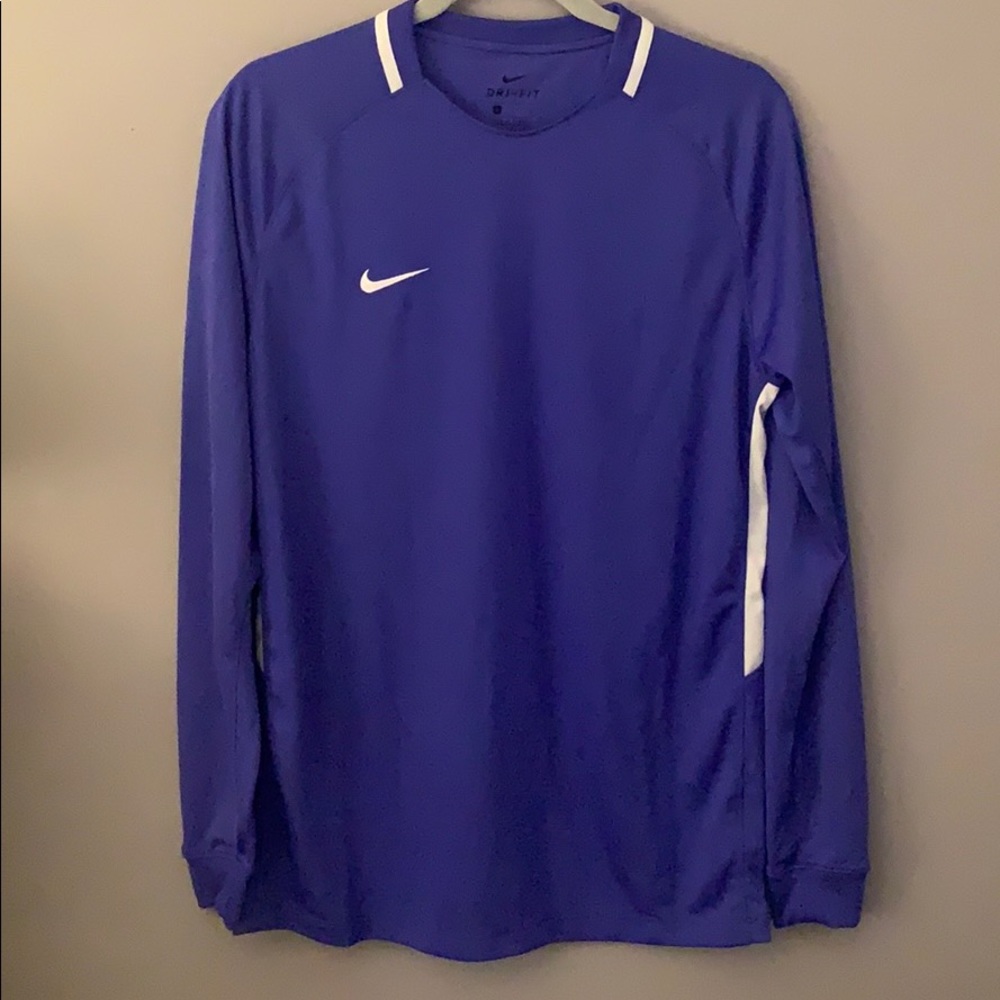 Nike dri fit long sleeve
